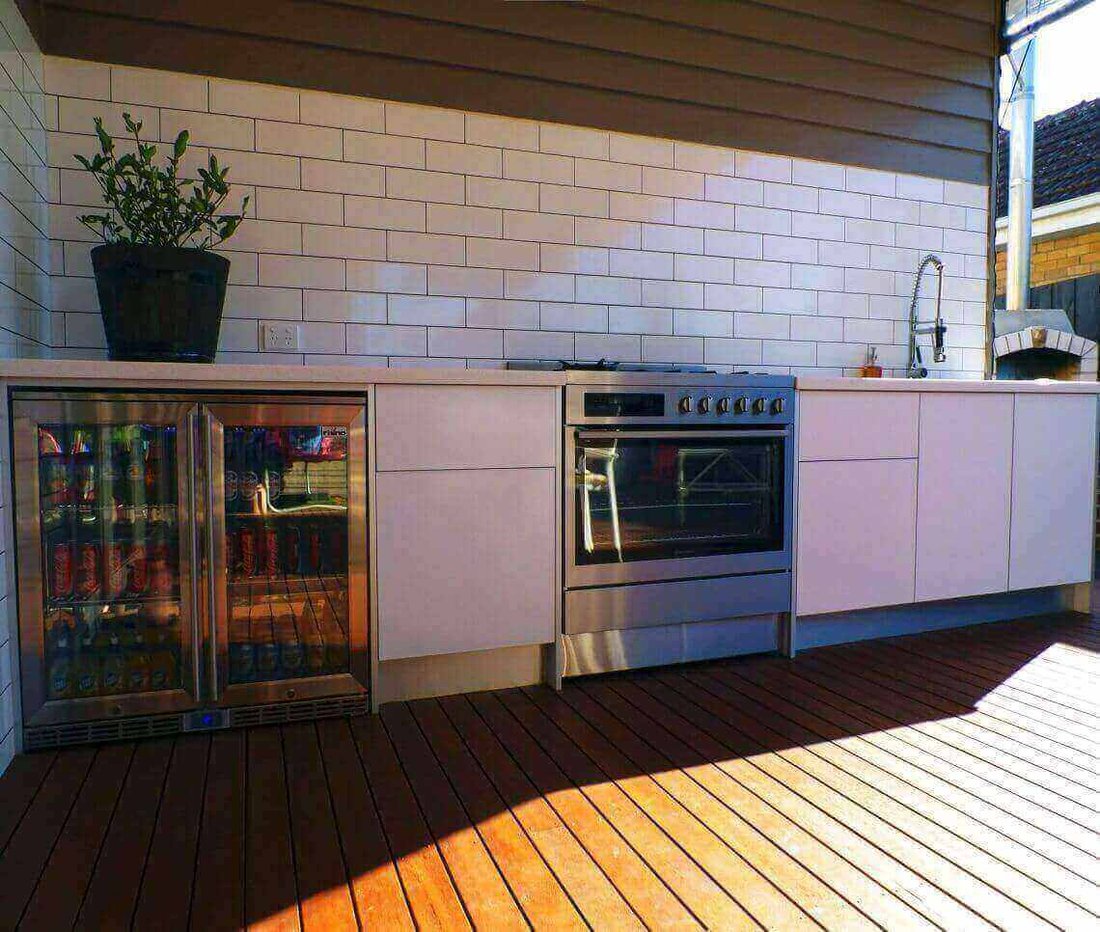 Outdoor Kitchen Doors A Breakdown of Materials and Colours.